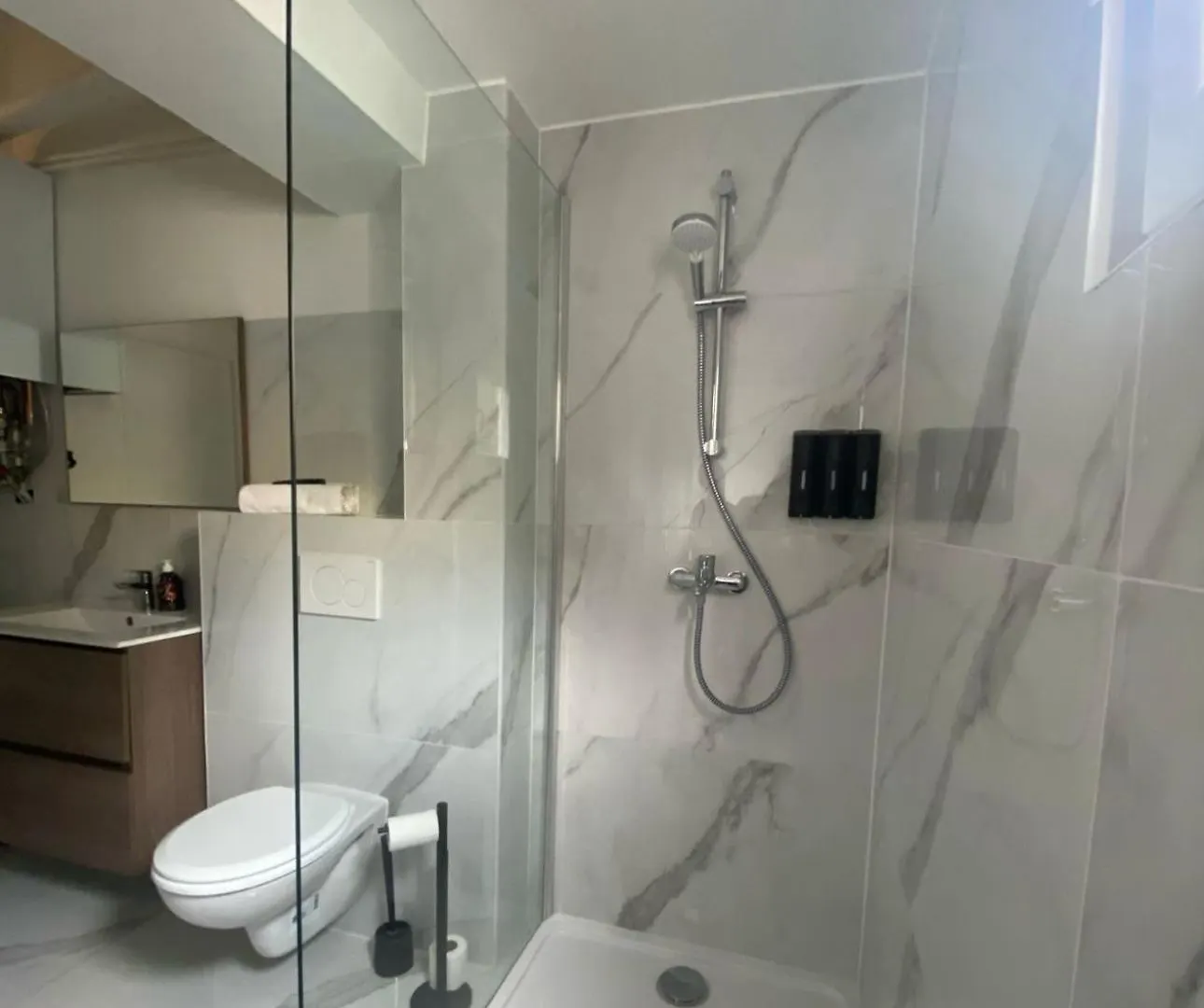 Grand Appartement Deux Chambres Brussels