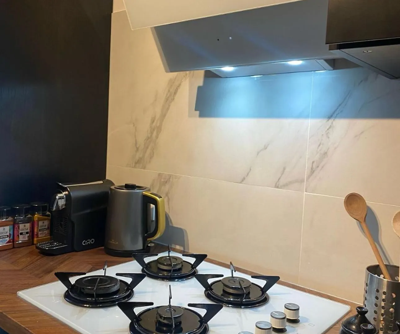Grand Appartement Deux Chambres Brussels 0*,